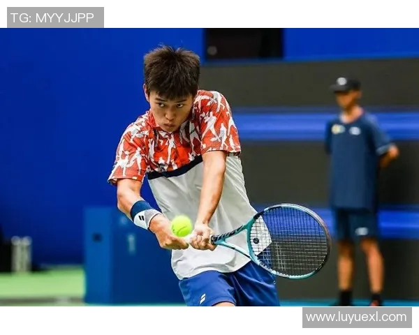 成都网球队的崛起之路：精英赛背后的成长与奋斗故事